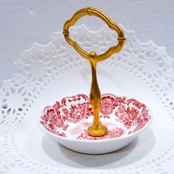 Enoch Wedgwood Other - Enoch Wedgwood Royal Homes of Britain Serving Dish with Handle, Pink 1965-1980